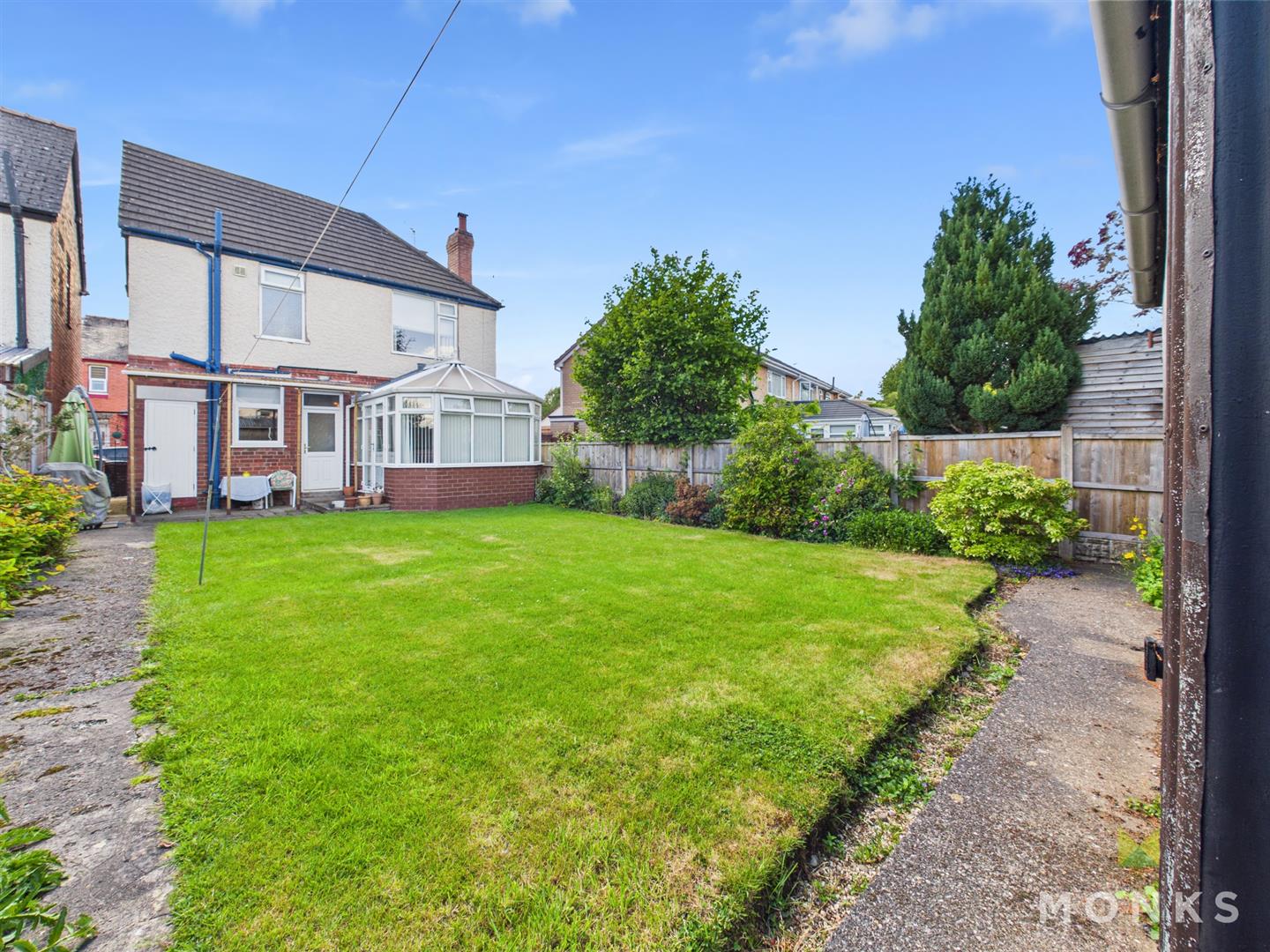 22 Vyrnwy Road, Oswestry, SY11 1NP For Sale